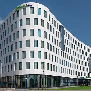 מלון Express - Hauptbahnhof By Ihg